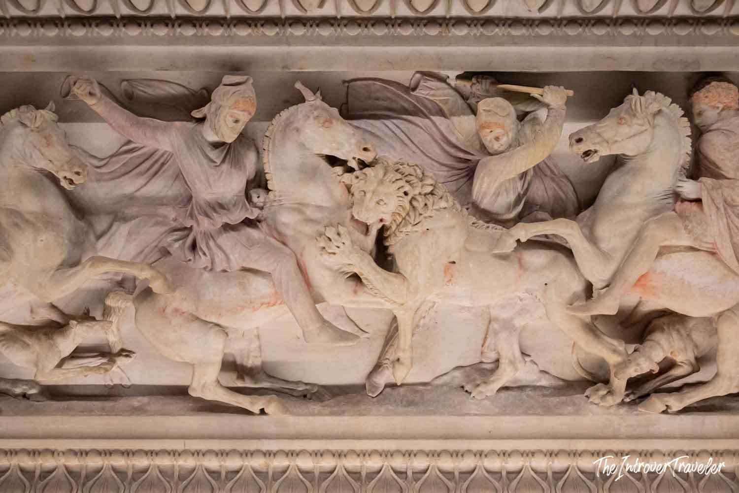 Battle scene relief on the Alexander Sarcophagus, Istanbul Archaeological Museum, showing warriors on horseback