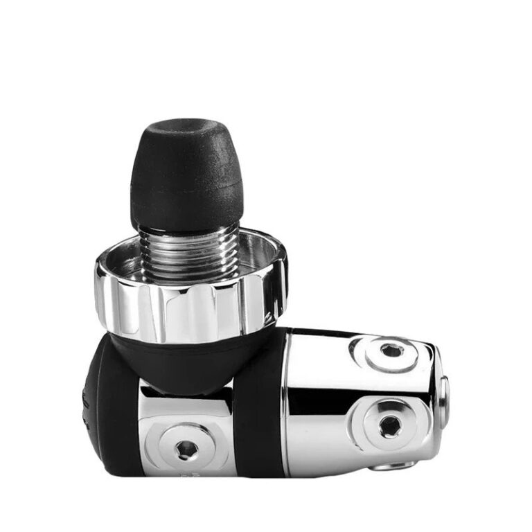 DIN vs Yoke Regulator: Choosing the Right Regulator Fitting for Scuba Diving