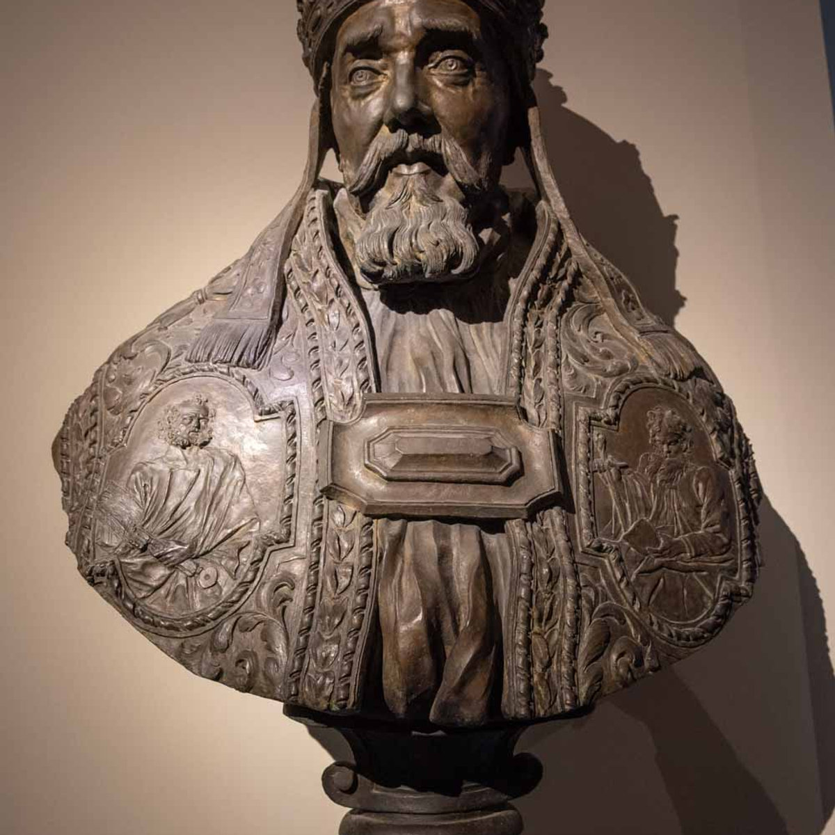Bronze papal bust with ornate vestments displayed at the Bernini and Barberinis exhibition, Palazzo Barberini