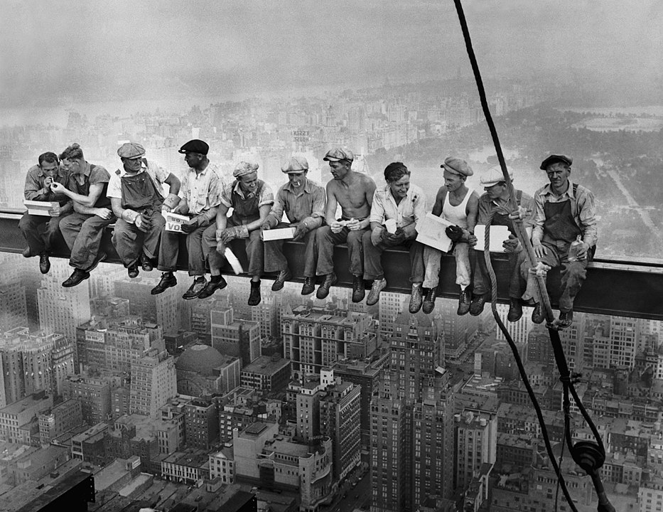 Lunch atop a Skyscraper (1932), ironworkers resting on a steel beam high above Manhattan