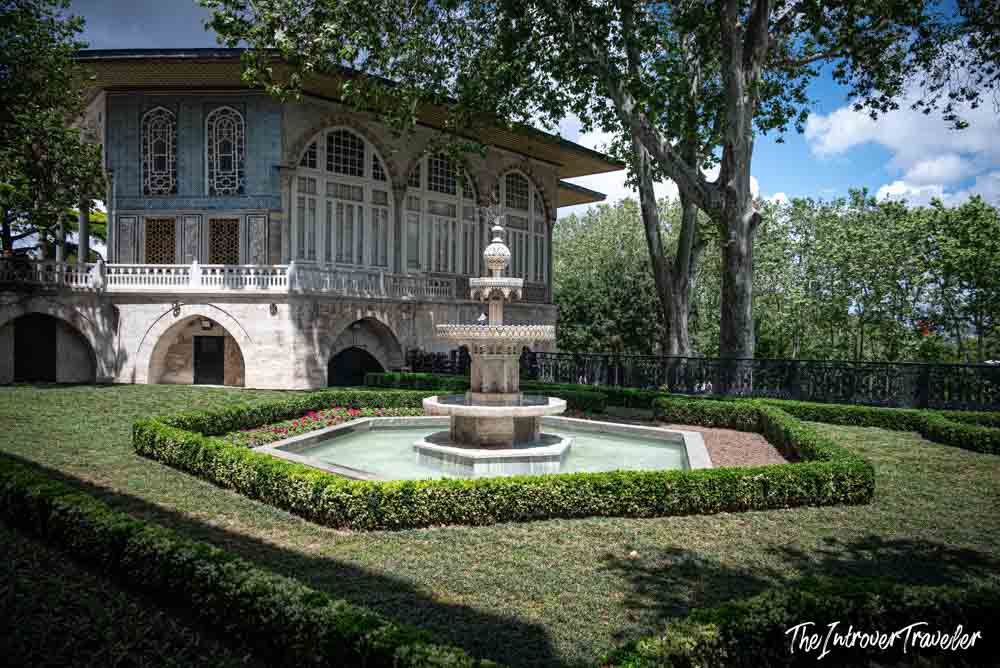 Topkapi Palace Fourth Courtyard garden fountain with the Baghdad Kiosk pavilion, Istanbul
