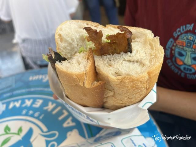 Where (not) to eat street food in Istanbul: the balık ekmek stalls in Eminönü.