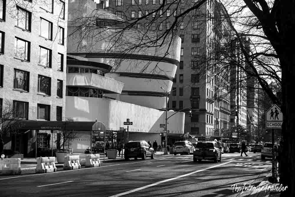 Solomon R. Guggenheim Museum on Fifth Avenue, Frank Lloyd Wright's spiral exterior from the street